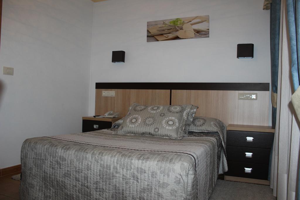 Hotel Estrella Del Mar Playa de la Lanzada Стая снимка